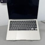 MacBook Air M3   (Used)