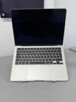 MacBook Air M3   (Used)